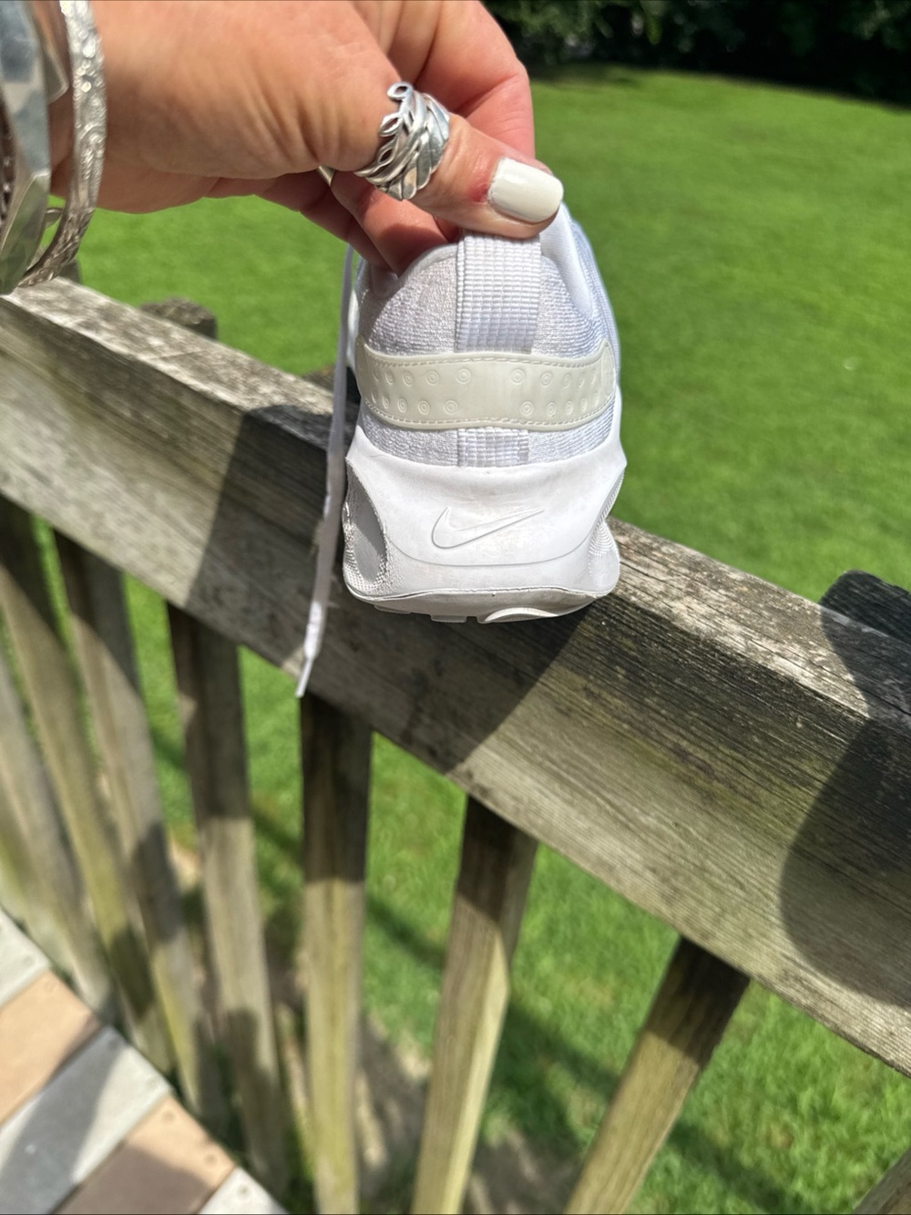 Nike White Knit Running Sneakers with Visible Swoosh - Picture 4 of 6